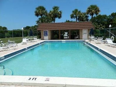4th image of 5903 SE Riverboat Dr #610
