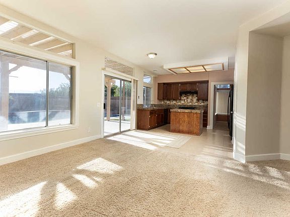 3rd image of 5822 Katrina Pl