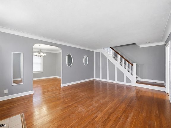 3rd image of 294 Park Ave