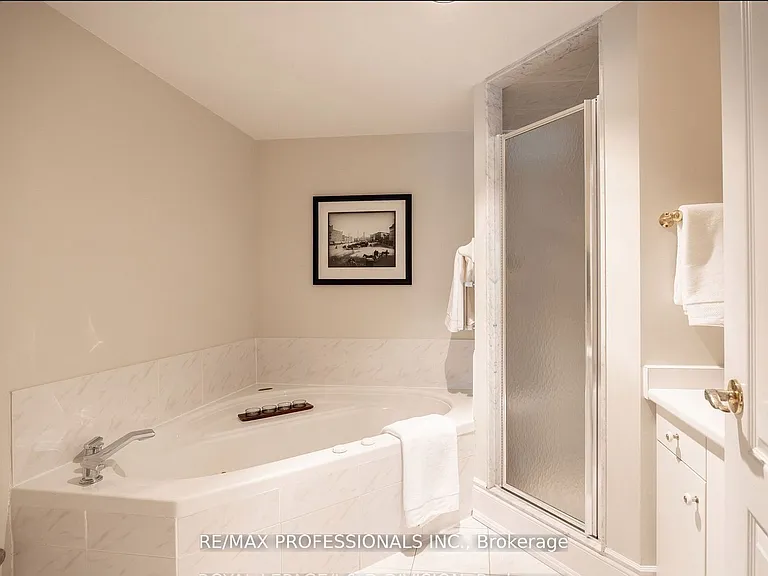 75 York Mills Rd #303 — Photo 24