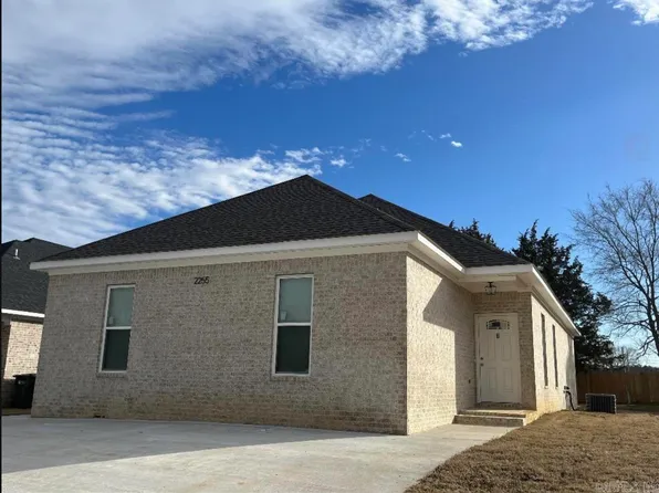 2265 Rosemary Dr, Conway, AR 72034