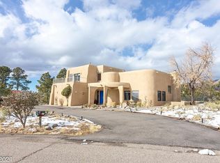 442 Live Oak Loop NE, Albuquerque, NM 87122