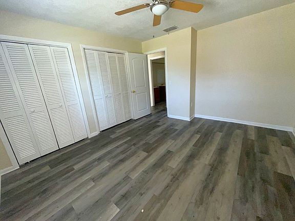 3rd image of 451 Beech Ave