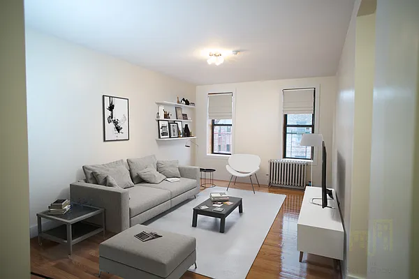 Rented by The Syper Group | media 11