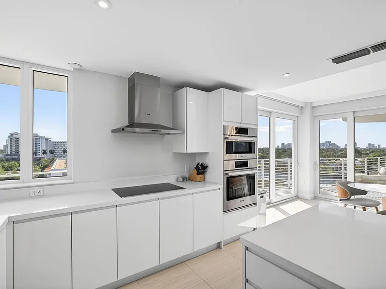 612 Bayshore Dr #702 — Photo 13
