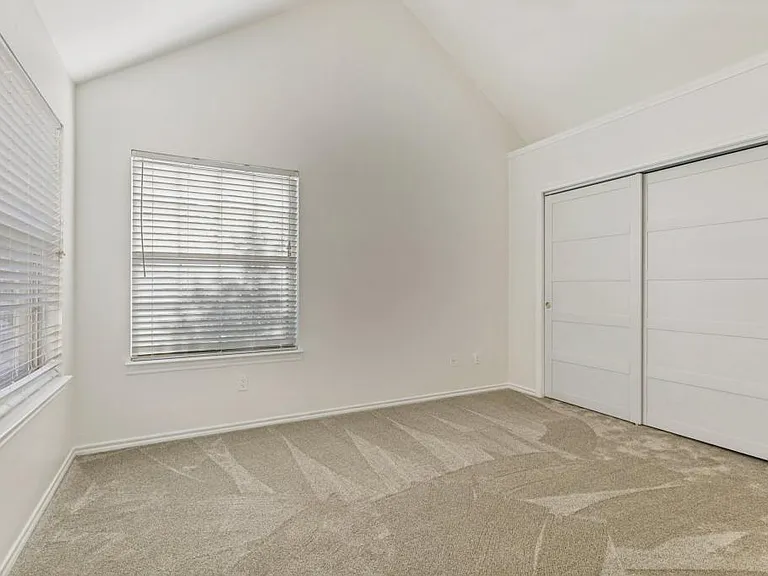 604 San Clemente Dr — Photo 21