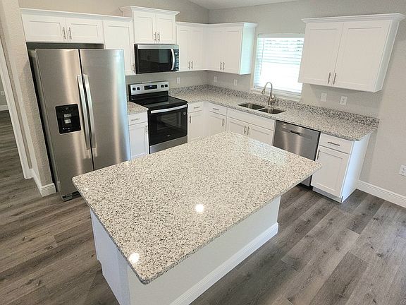 2nd image of 10254 N Langdon Rd