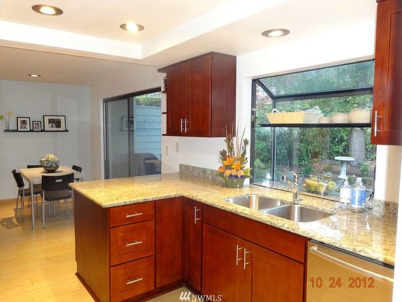 5th image of 16134 SE 33rd Circle #104