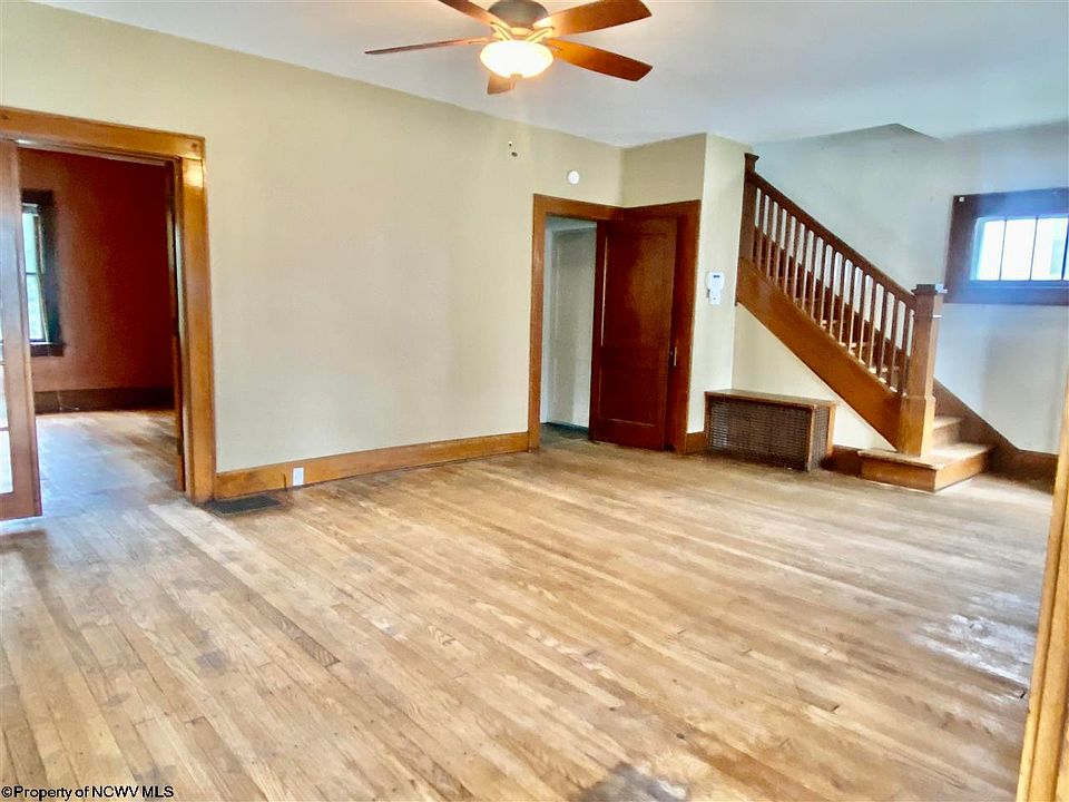 611 Oliver Ave, Fairmont, WV 26554 Zillow
