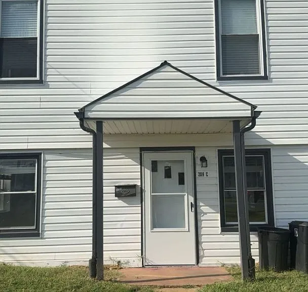 98 Lee Ave — Photo 15