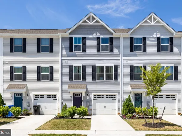 9 F Floyd Ave, Edgewater Park, NJ 08010