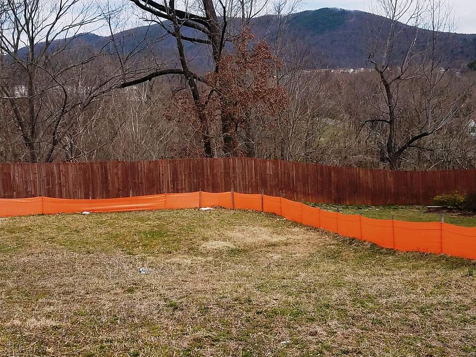 1st image of 4891 Summerville Ln #3A1