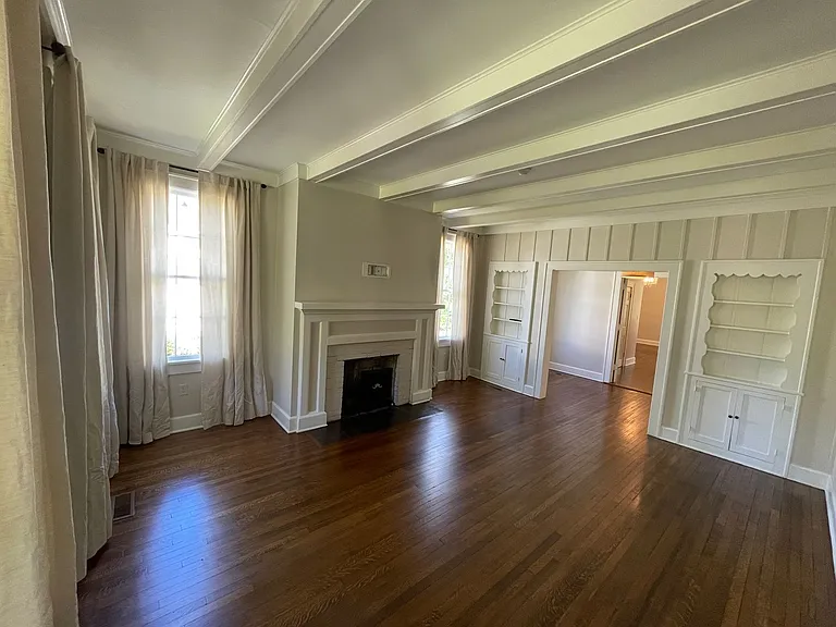 1411 S Lamar Blvd — Photo 20