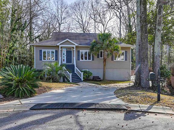 2nd image of 611 Clearview Ct