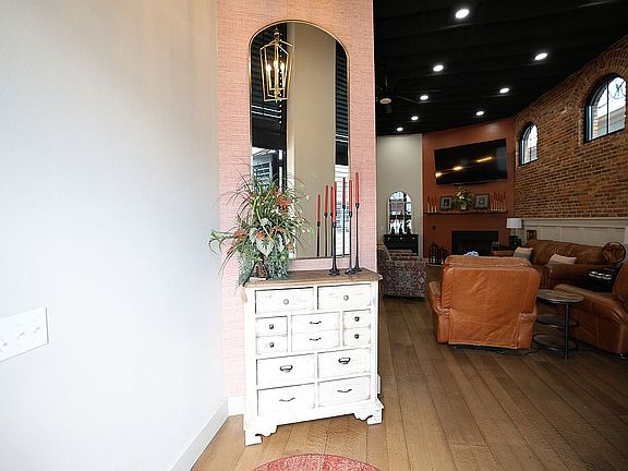 entry/foyer