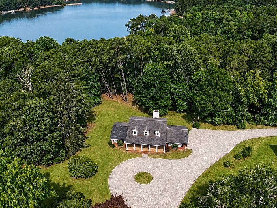 1st image of 3464 Maynard Cir