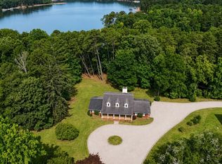 3464 Maynard Cir, Gainesville, GA 30506