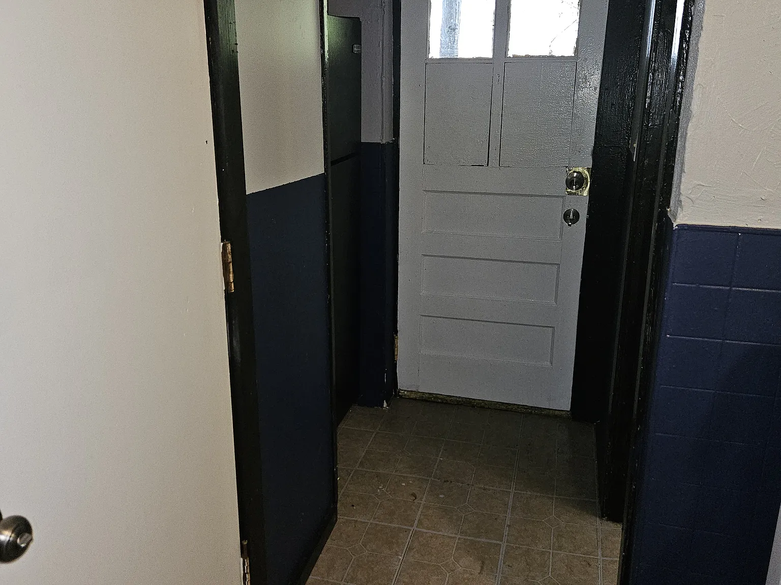 1 bed, 700 sqft, $900 — Photo 3