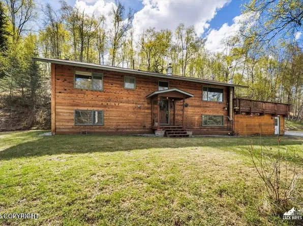 21440 Falling Water Cir, Eagle River, AK 99577