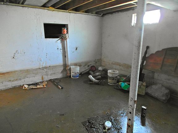 3rd image of 4924 Wheatley Ct