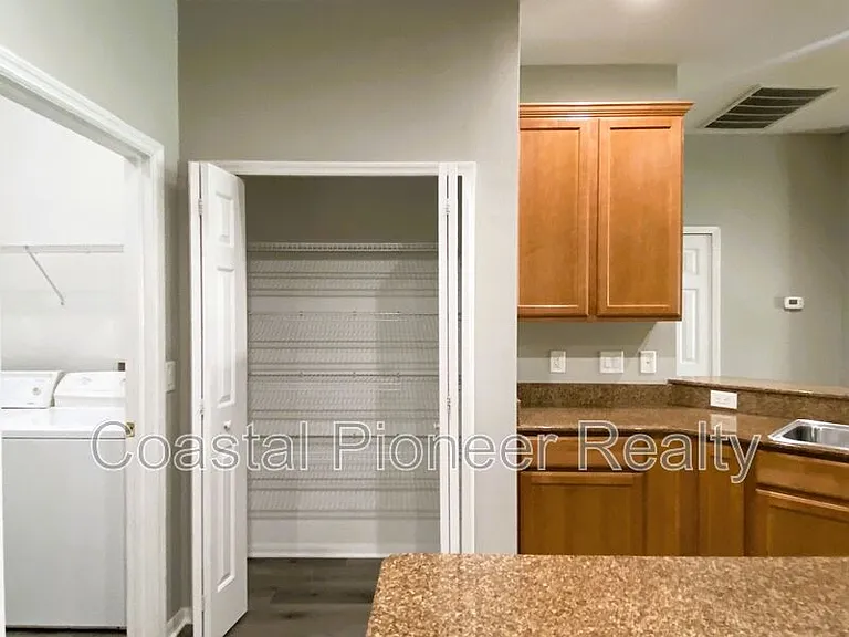 29832 Cedar Waxwing Dr — Photo 8