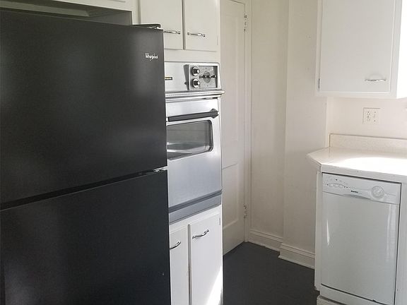 4th image of 312 Central Ave