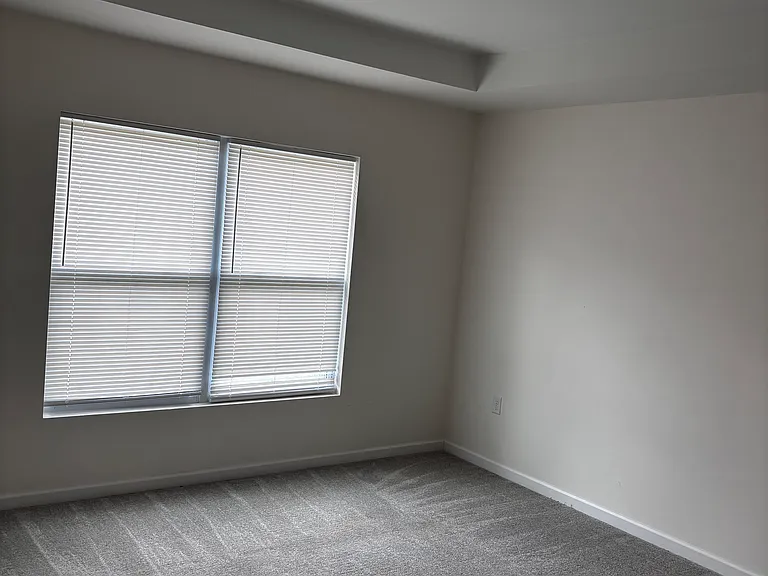 16220 SW 30th Ter — Photo 11