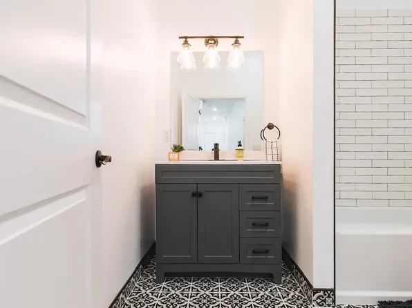 320 Central Avenue image 20 of 28