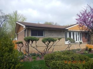 219 Lynn Ln, Chicago Heights, IL 60411