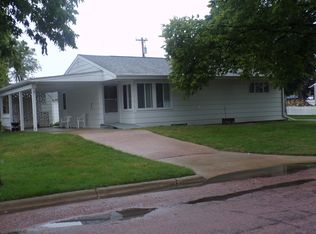 311 Reid St, Mitchell, SD 57301
