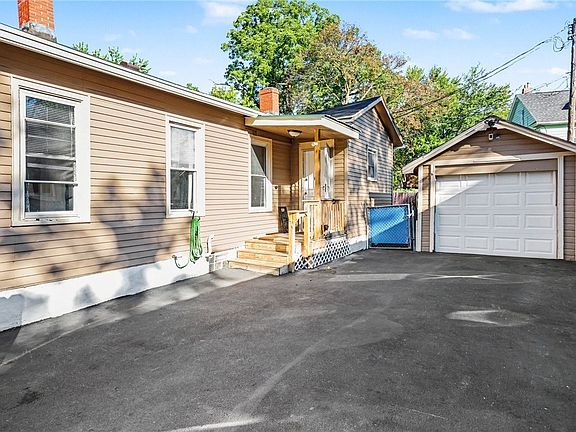 3rd image of 24 Bloss St