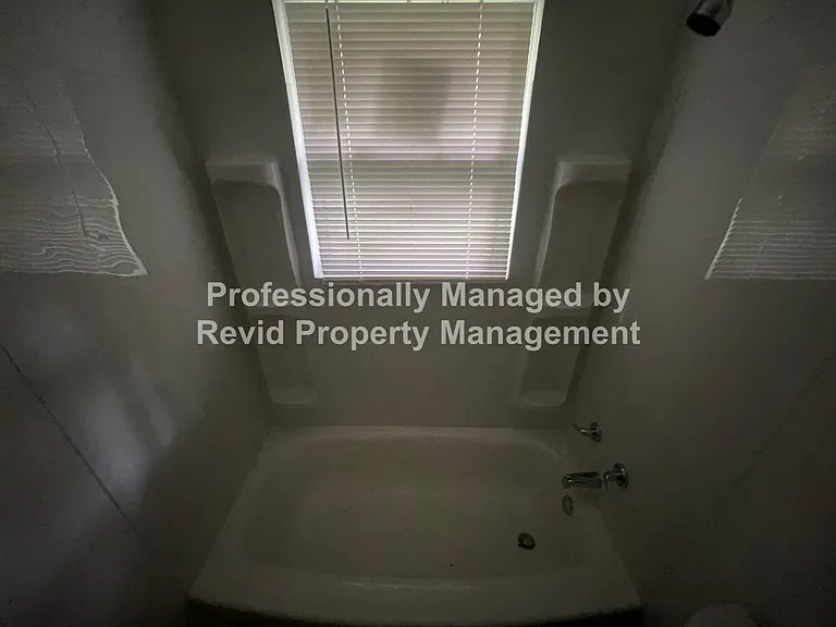 3269 Sunrise St — Photo 16