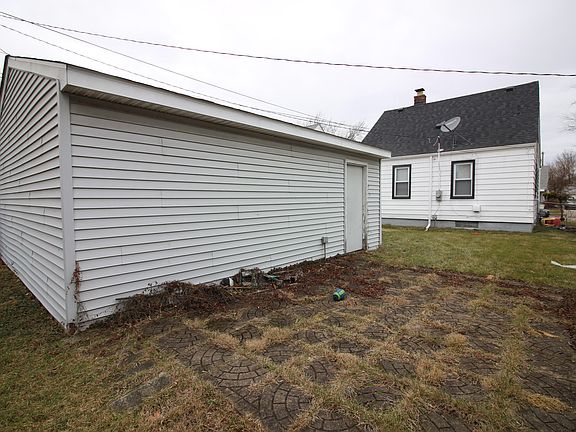 3rd image of 1683 Leblanc St