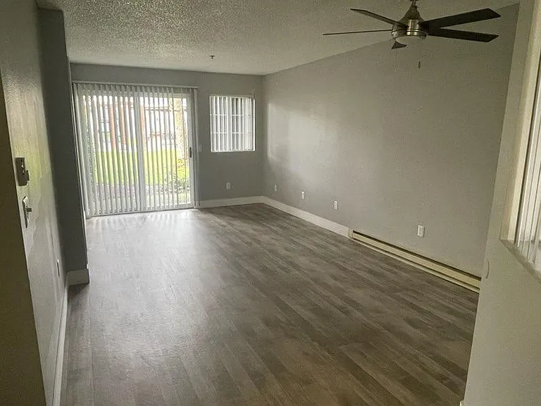 One-Bedroom 650 square feet Living and Dining Room