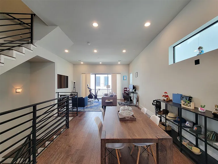 5709 Larkin St #A — Photo 35