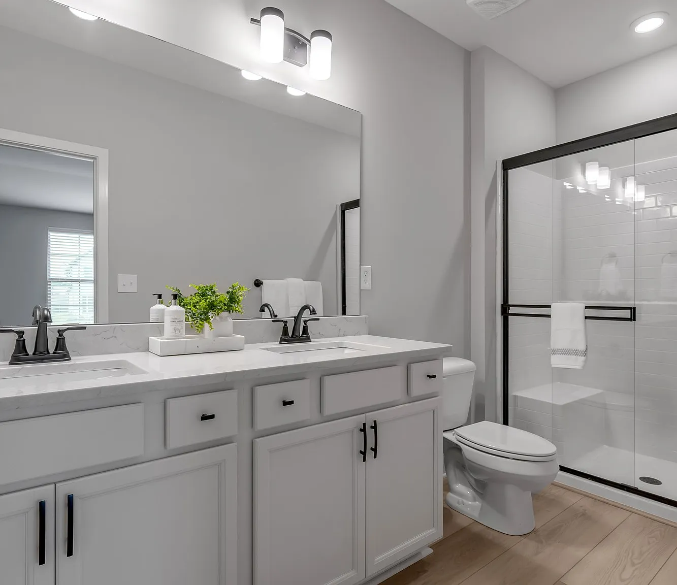 Belhurst Park Townhomes — Photo 3