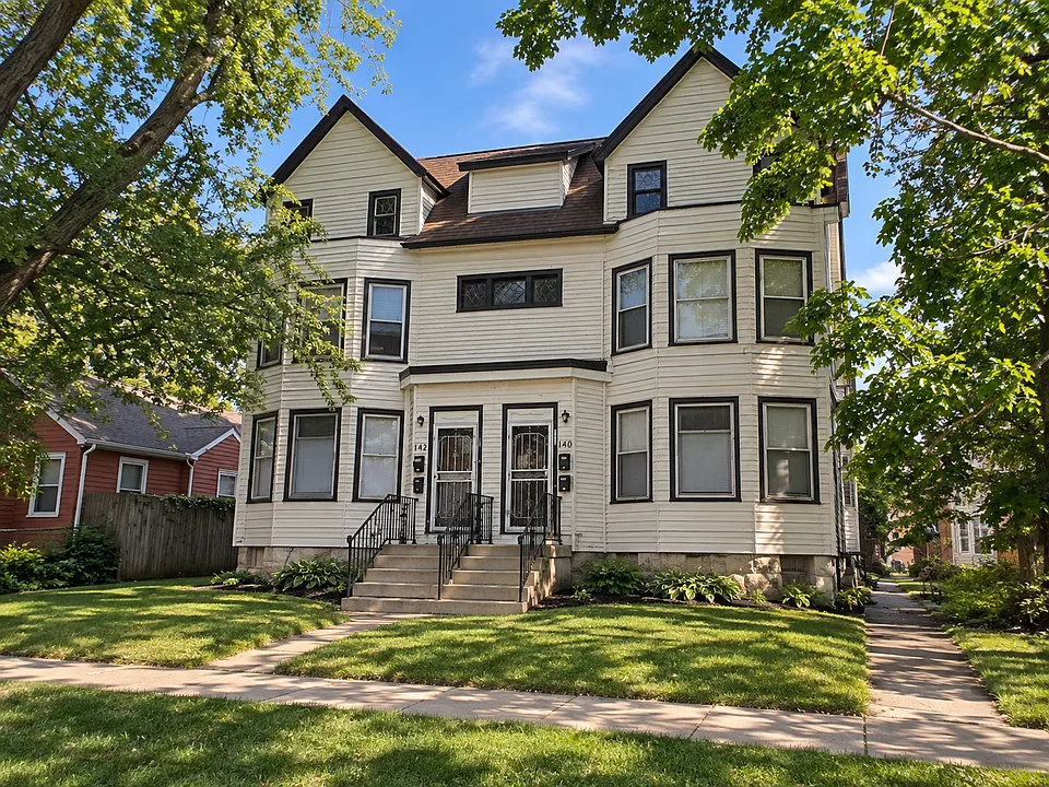 731 W 3rd St #733-1/2