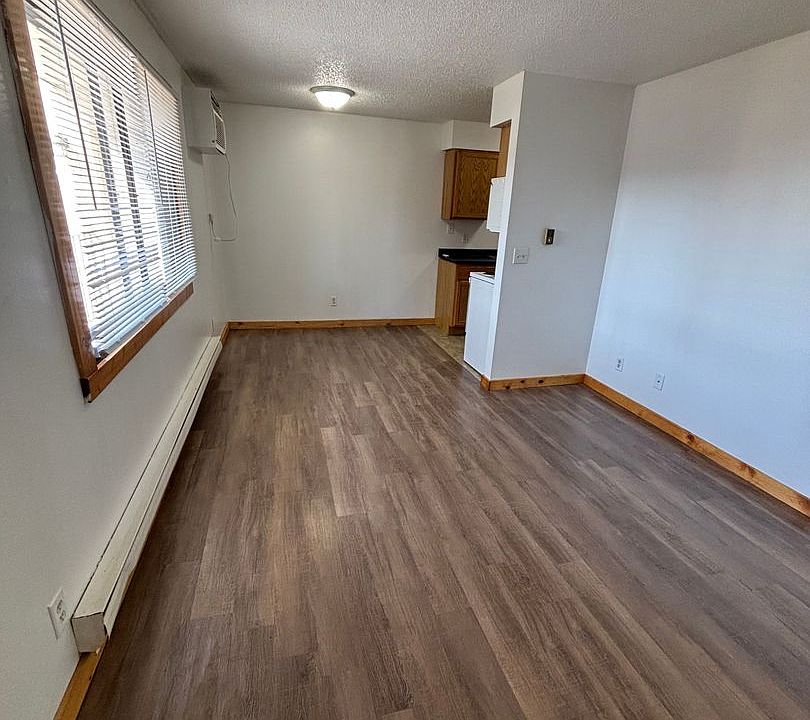 1st image of 1322 5th Ave S APT 3