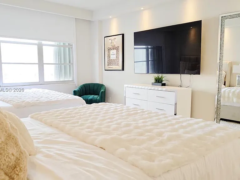 5151 Collins Ave #726 — Photo 12