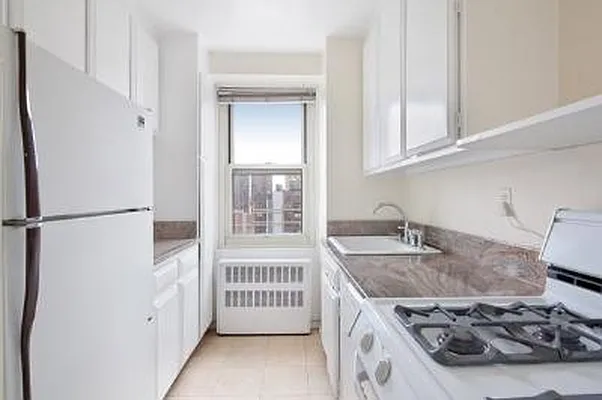 Sold by Corcoran | media 13