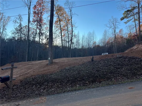 239 Brandywine Dr, Westminster, SC 29693