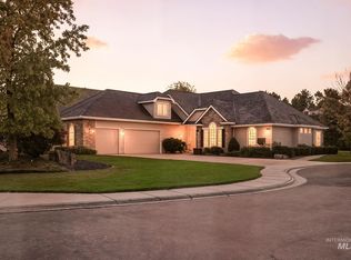 1007 W Oakhampton Dr, Eagle, ID 83616