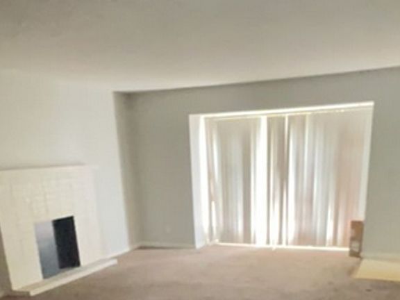 3rd image of 1953 Goldsmith Ln APT 4