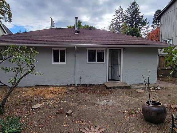 view of unit from the back yard