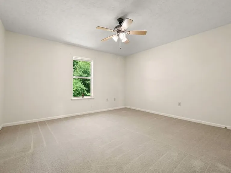 122 Mayhaw St — Photo 6