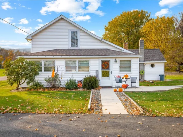 135 Jackson St, New Baltimore, PA 15553