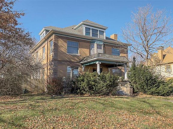 3rd image of 3828 Baltimore Ave