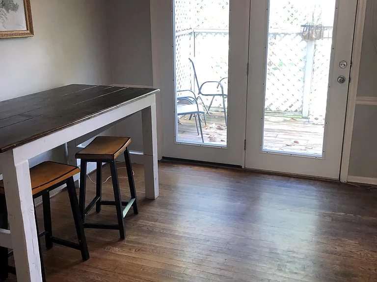 2619 Blakemore Ave — Photo 9