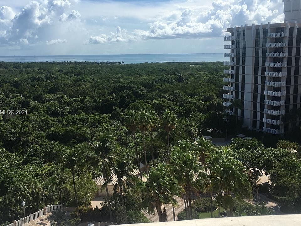 1st image of 1111 Crandon Blvd APT B1003