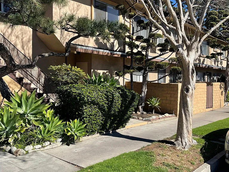 721 Cordova St #9 — Photo 28